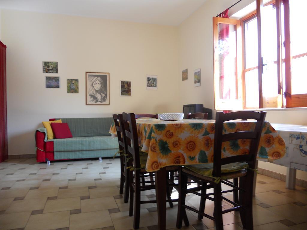 Villa Magnolia Appartamenti Nicotera Rum bild