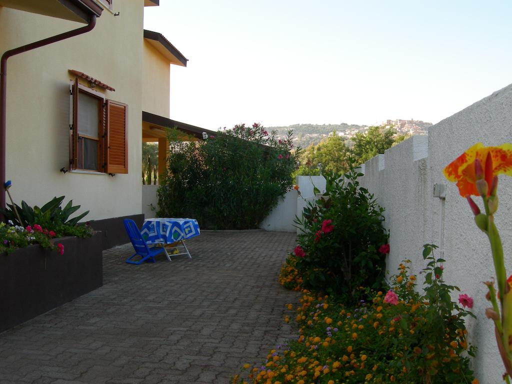 Villa Magnolia Appartamenti Nicotera Exteriör bild
