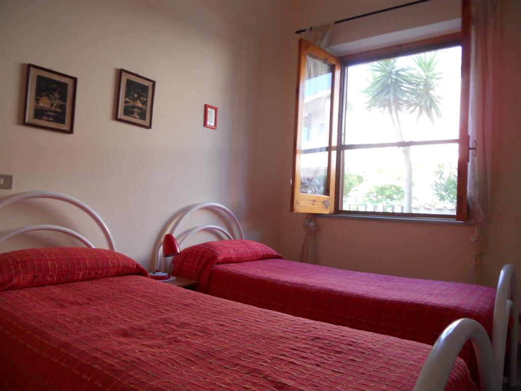 Villa Magnolia Appartamenti Nicotera Exteriör bild